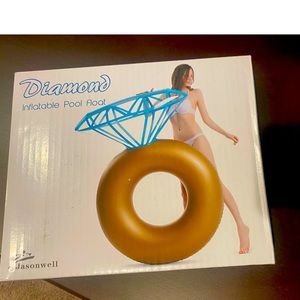 Brand new in box Diamond Ring Pool Float